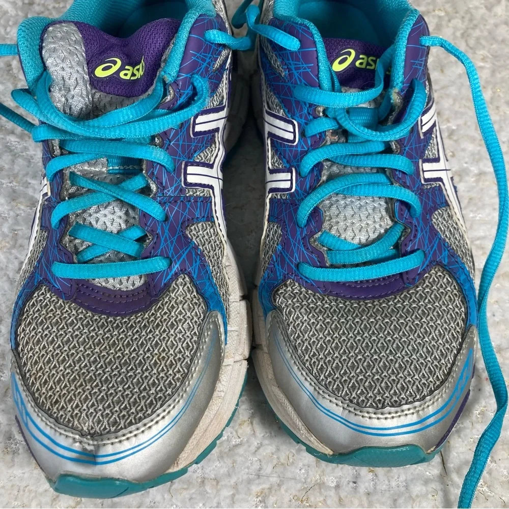 ✨ ASICS Women’s Athletic Running Shoes Size 7